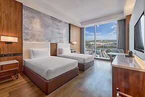 Crowne Plaza Phnom Penh by IHG