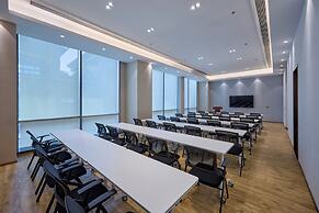Crowne Plaza Phnom Penh by IHG