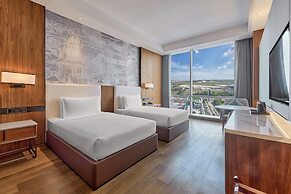 Crowne Plaza Phnom Penh by IHG