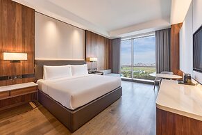 Crowne Plaza Phnom Penh by IHG