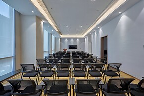 Crowne Plaza Phnom Penh by IHG