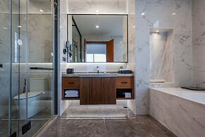Crowne Plaza Phnom Penh by IHG