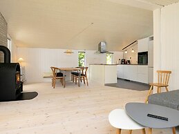 4 Star Holiday Home in Hals