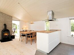 4 Star Holiday Home in Hals