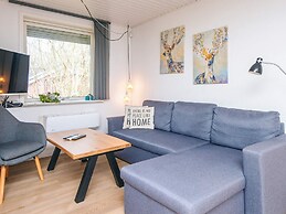 6 Person Holiday Home in Hemmet