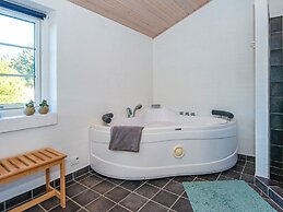 6 Person Holiday Home in Ulfborg
