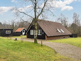 6 Person Holiday Home in Toftlund
