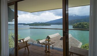 MOUNTAIN SHADOWS RESORT WAYANAD
