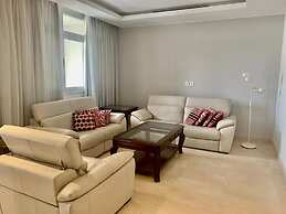 Vesta - Luxury Apt - 3BR - Cfc VII