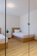 Vesta - Luxury Apt - 3BR - Cfc VII
