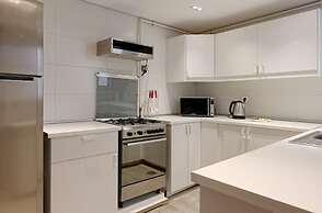Vesta - Luxury Apt - 3BR - Cfc VII