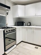 Vesta - Luxury Apt - 3BR - Cfc VII