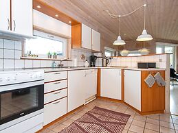 6 Person Holiday Home in Ringkobing