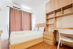 Wonderful Studio At Sky House Bsd Apartment
