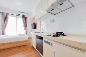 Nice And Comfortable Studio Apartment At Sky House Bsd