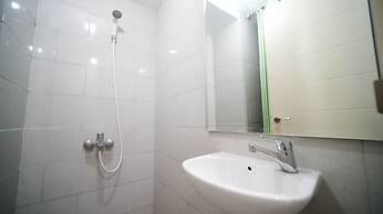 Nice And Comfy Studio At Supermall Mansion Apartment