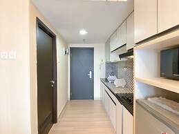 Elegant And Comfortable Studio At Tamansari The Hive Apartment