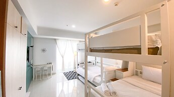 Modern Classic Studio At West Vista Apartment