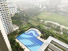 Pleasant And Tidy Studio Apartment Springlake Summarecon Bekasi
