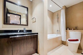 Scenic And Comfortable 2Br Branz Bsd City Apartment