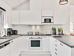 5 Star Holiday Home in Vaeggerlose