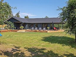 5 Star Holiday Home in Vaeggerlose
