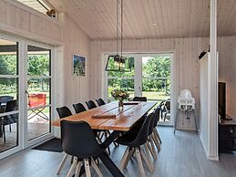 5 Star Holiday Home in Vaeggerlose