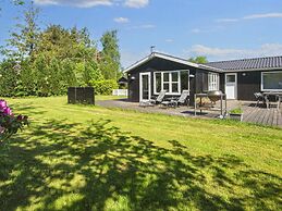 6 Person Holiday Home in Tarm