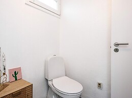 6 Person Holiday Home in Tarm
