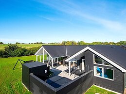 5 Star Holiday Home in Sydals