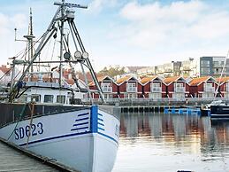 6 Person Holiday Home in Stromstad