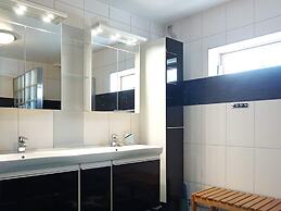 6 Person Holiday Home in Stromstad