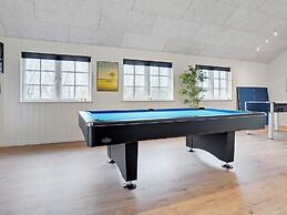 5 Star Holiday Home in Sydals