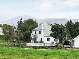 4 Star Holiday Home in Svelgen