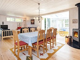 4 Star Holiday Home in Hojslev