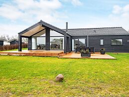 5 Star Holiday Home in Sydals