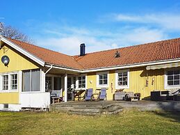 4 Star Holiday Home in Grebbestad