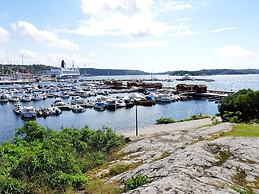 2 Person Holiday Home in Stromstad