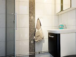 2 Person Holiday Home in Stromstad