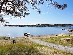 2 Person Holiday Home in Stromstad