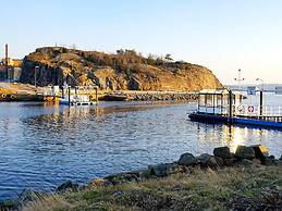 2 Person Holiday Home in Stromstad