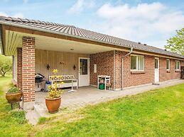 6 Person Holiday Home in Grenaa