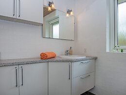 6 Person Holiday Home in Grenaa