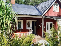 8 Person Holiday Home in Annerstad