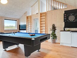 5 Star Holiday Home in Borkop
