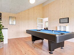 5 Star Holiday Home in Borkop