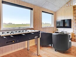 5 Star Holiday Home in Borkop