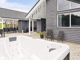 5 Star Holiday Home in Borkop