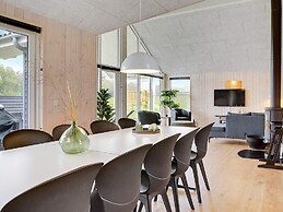 5 Star Holiday Home in Borkop