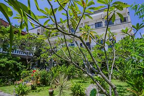 Hotel O Ari Beach Inn